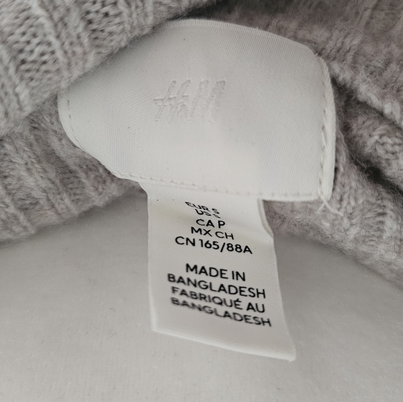 H&M off the shoulder long sleeve top - Picture 4 of 4